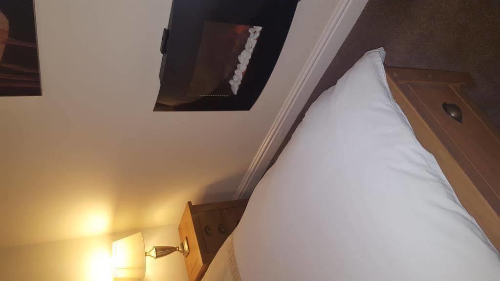 Roosecote Guest House Barrow-in-Furness Dış mekan fotoğraf